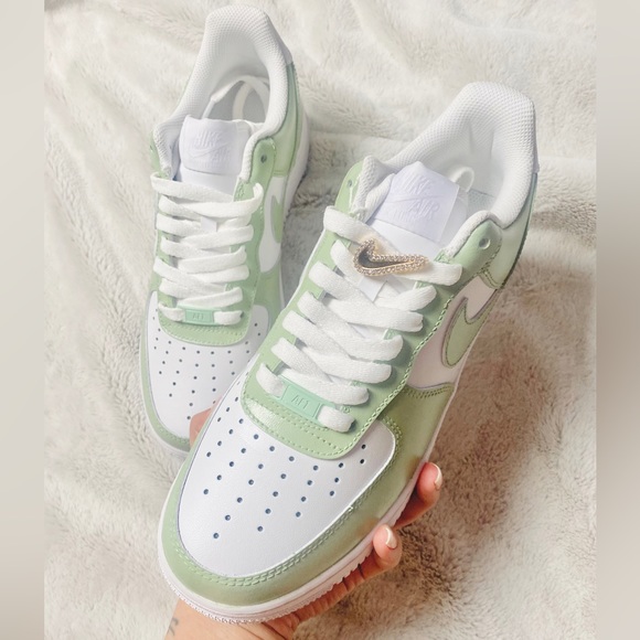 Rare Custom Nike Air Force 1 Sage Green - Picture 2 of 3